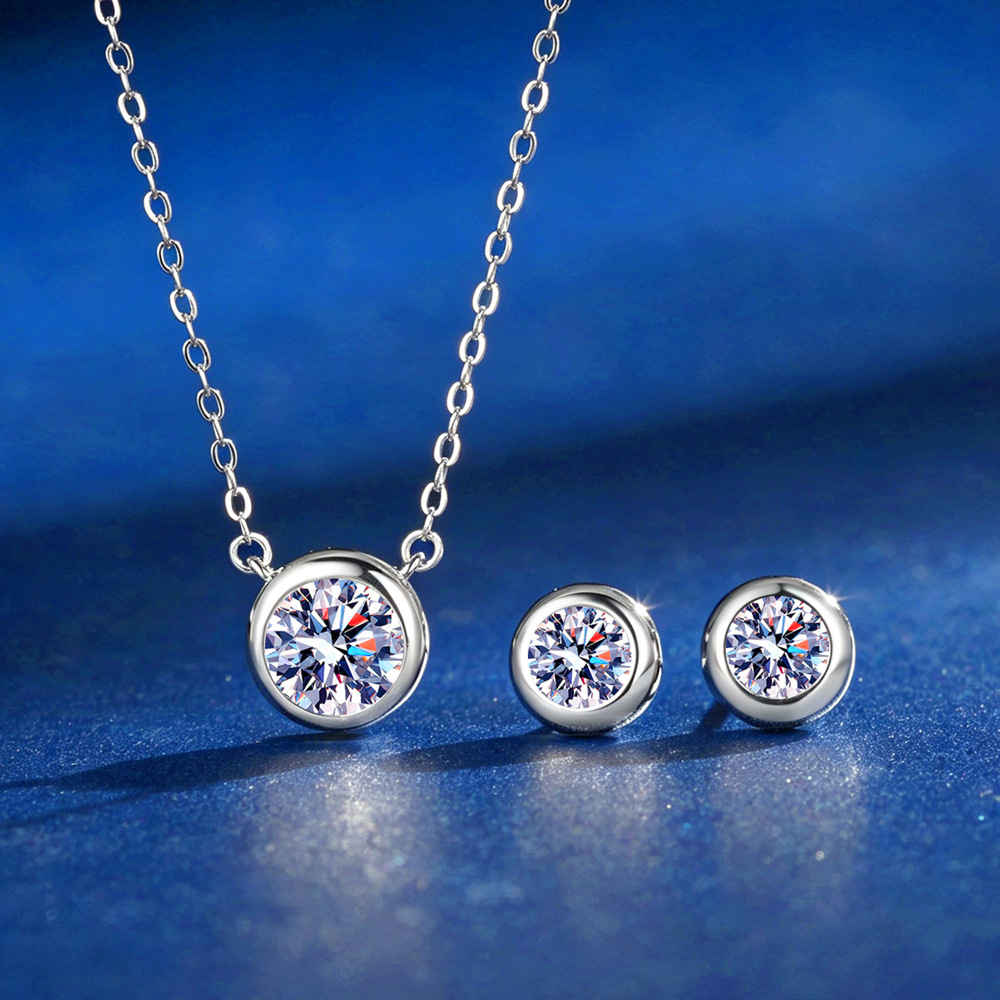 Bezels Set Pendant - D-Farbe Moissanit-Ohrstecker mit Fassung, weißgoldbeschichtete Anhänger-Halskette,